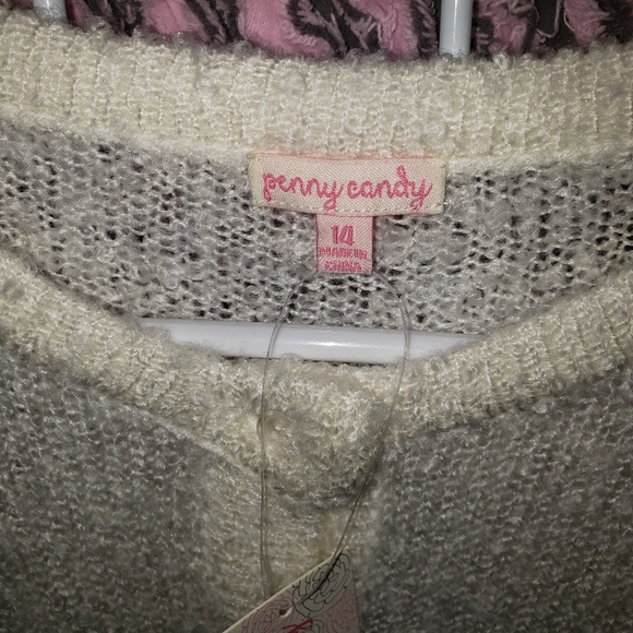 Sweater - Picture 3 of 3